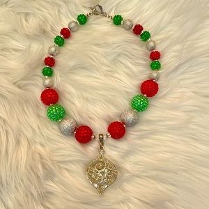 ❤️Stunning bubblegum necklace perfect for Christmas and the holidays!